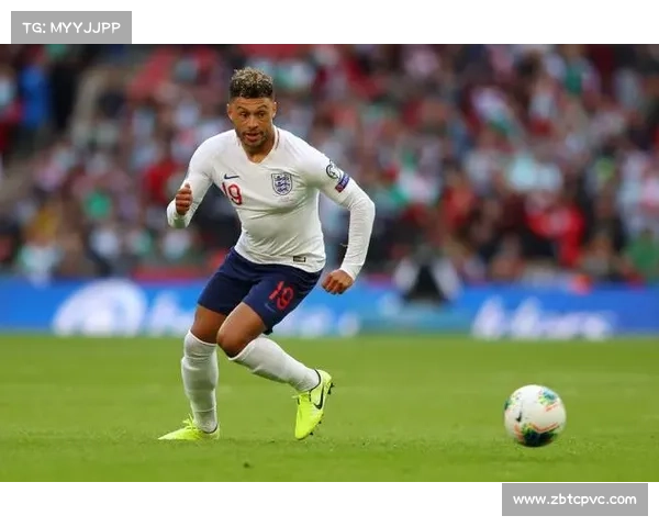 张伯伦场上多面手角色解析及其独特踢球位置打法分析