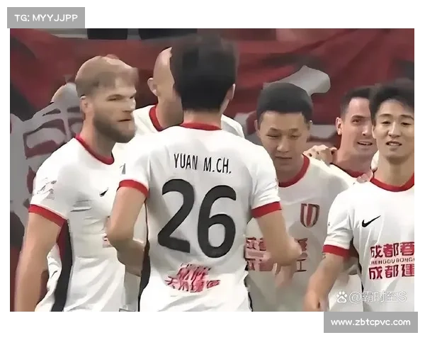 如果能和任何一位球员组队踢一场比赛你会选择谁并为什么