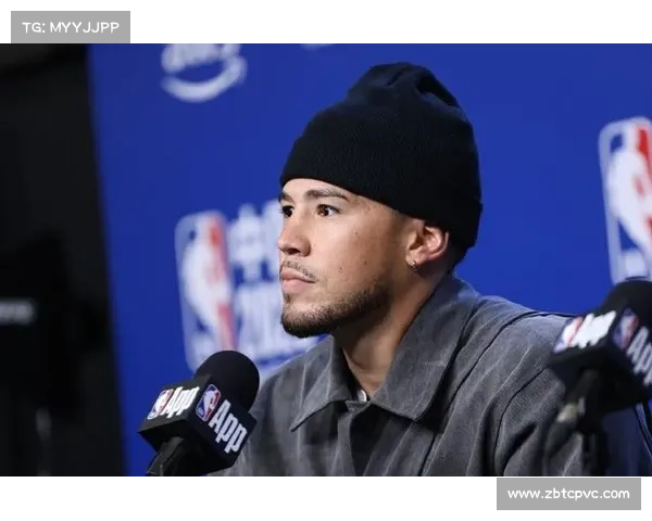 德文·布克高中时期荣获全美最佳高中的殊荣引起广泛关注